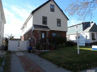 3316 Clearview Expy, Bayside, NY 11361