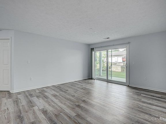 5th image of 7736 Scioto Ct APT 107