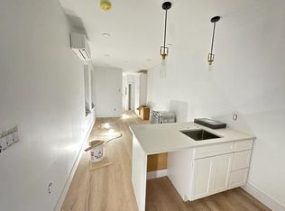 27 Sheafe St #3A, Boston, MA 02113