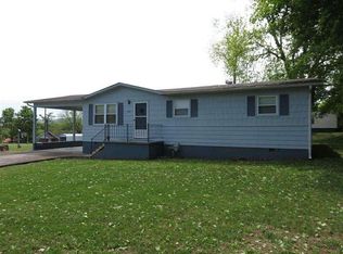 807 Beardshire St, Sweetwater, TN 37874