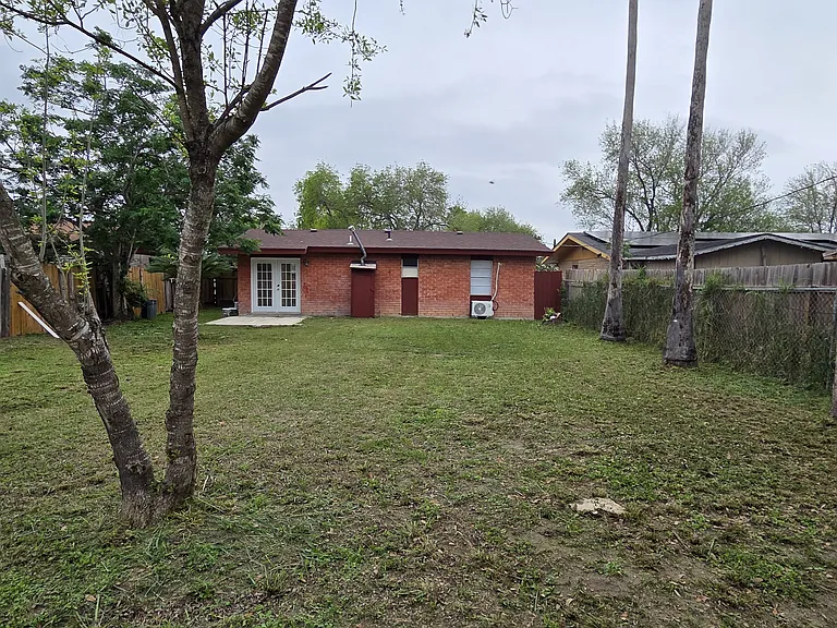 3418 S Estrellita Ave — Photo 3