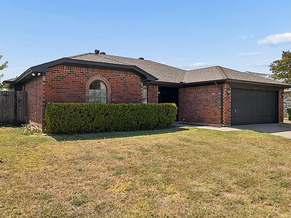 2nd image of 6344 N Park Dr
