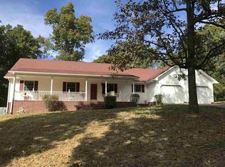 233 Lauderdale Ln, Benton, KY 42025