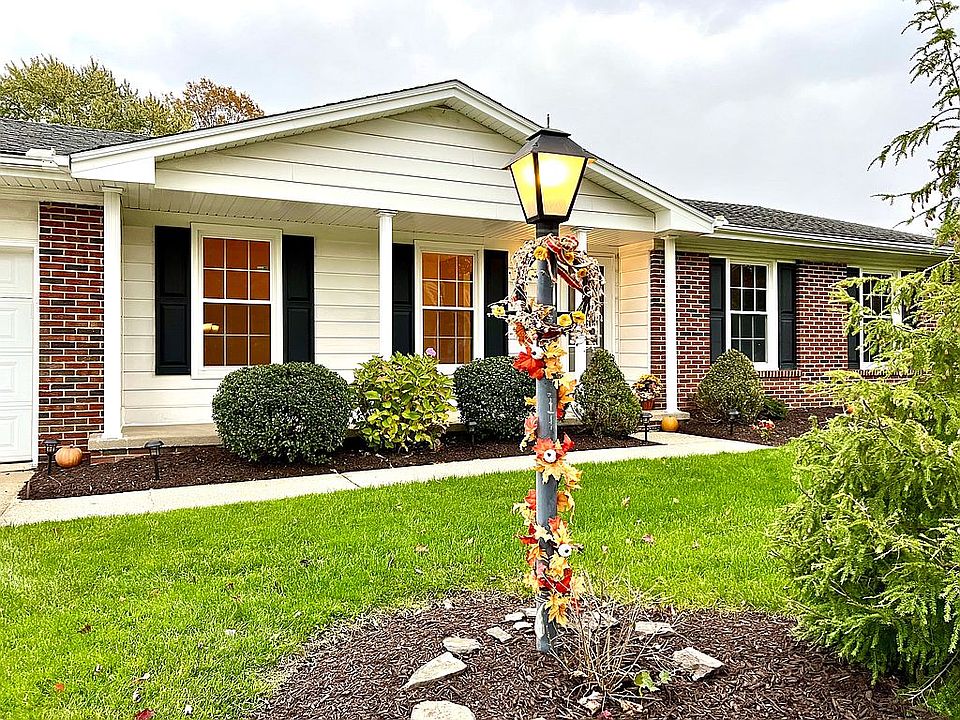 1st image of 675 Stafford Dr
