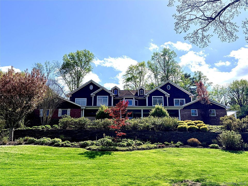 1st image of 8 White Birch Drive