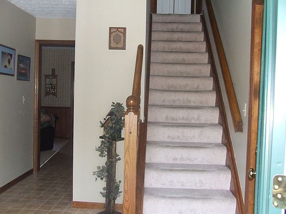 Entry way
