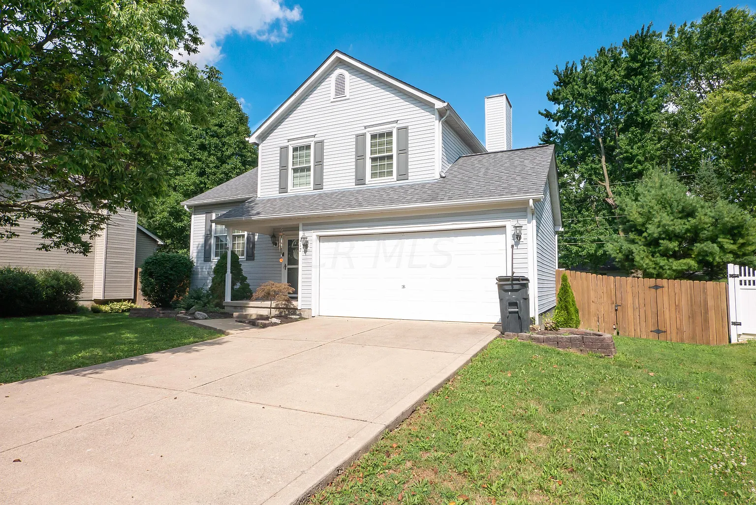 412 Durham Ln photo 1
