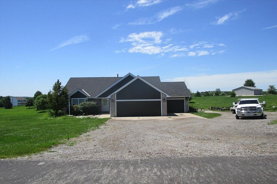 1st image of 14022 N Taylor Ln