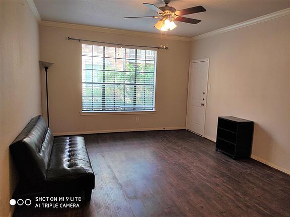 5th image of 2255 Braeswood Park Dr APT 261
