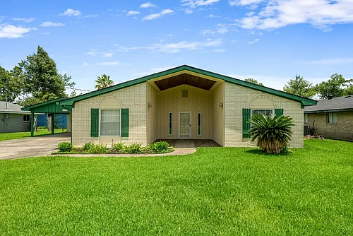 2213 Vine St Photo 1