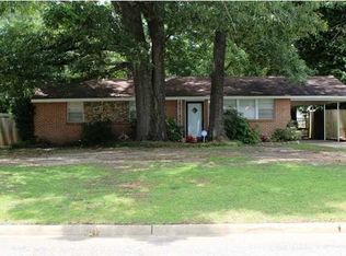 515 Woodvale Rd, Prattville, AL 36067