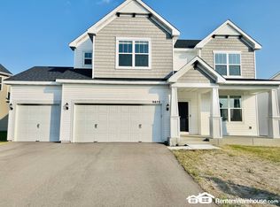 9875 Ambrose Rd, Woodbury, MN 55129
