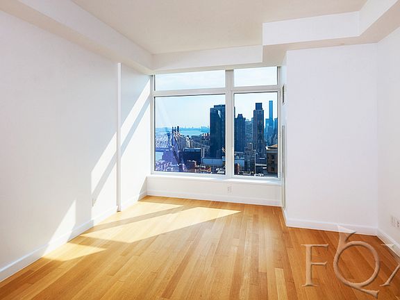 5th image of 400 E 67th St APT 28A