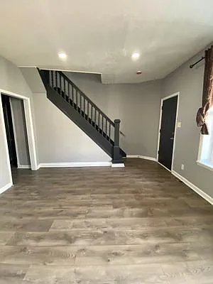 4013 Belwood Ave — Photo 1