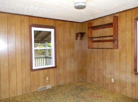 3rd image of 66 Graham Ln