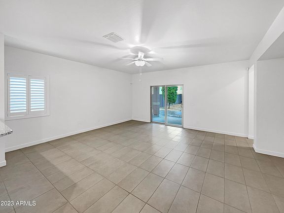 3rd image of 42028 N HINOKI Street