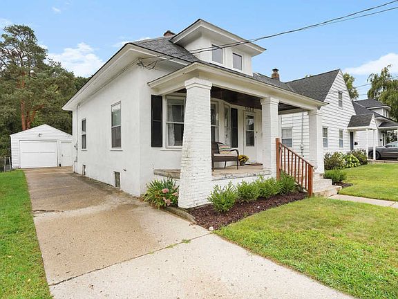 2nd image of 1068 Woodrow Ave NW