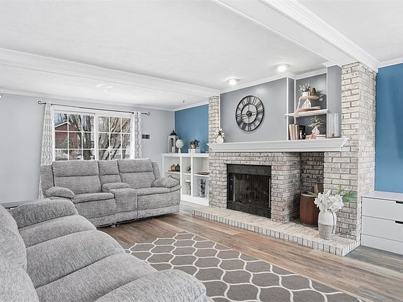 4th image of 201 Hunting Ridge Trl