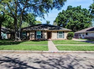 1603 Blairmont Ln, Houston, TX 77062