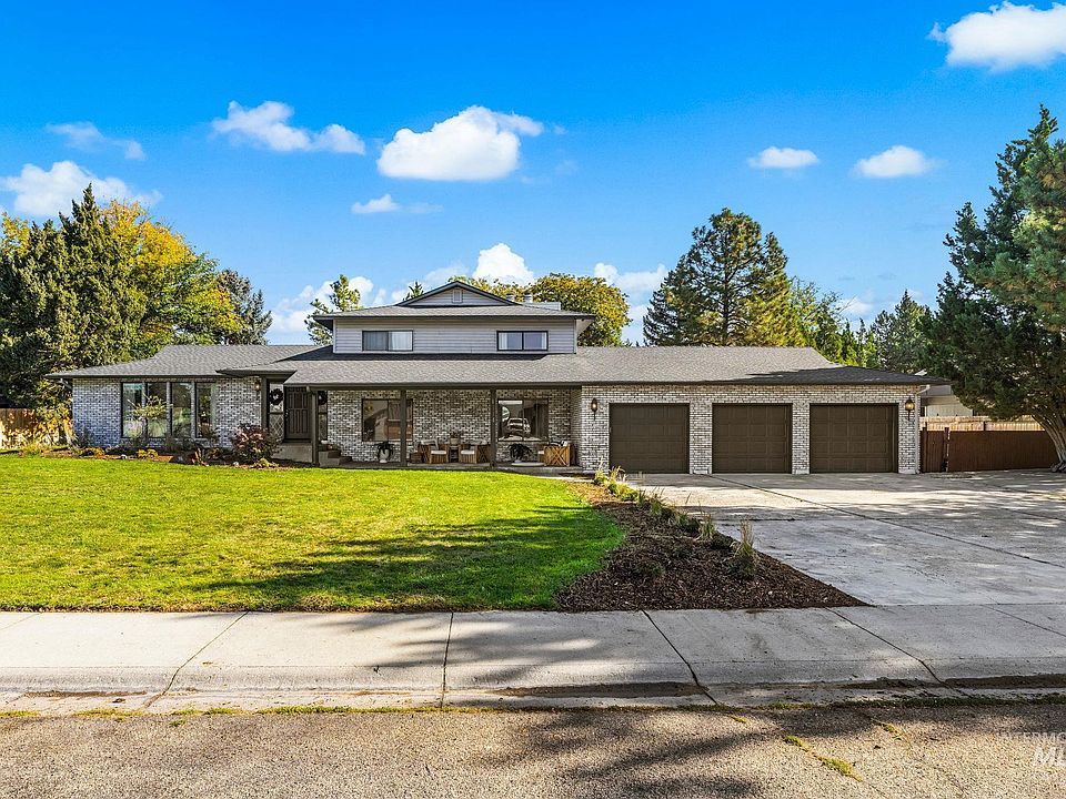1st image of 1444 S Oriole Way