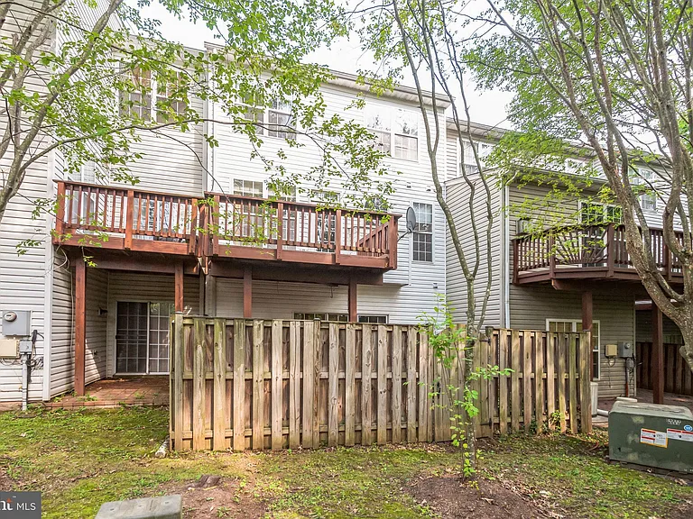 12876 Fair Valley Ct — Photo 28