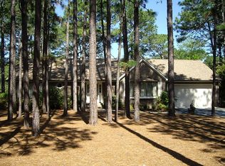 194 Longleaf Rd, Southern Pines, NC 28387