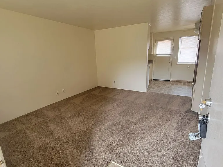 Lake Huson Apartments - Joint ownership — Photo 6