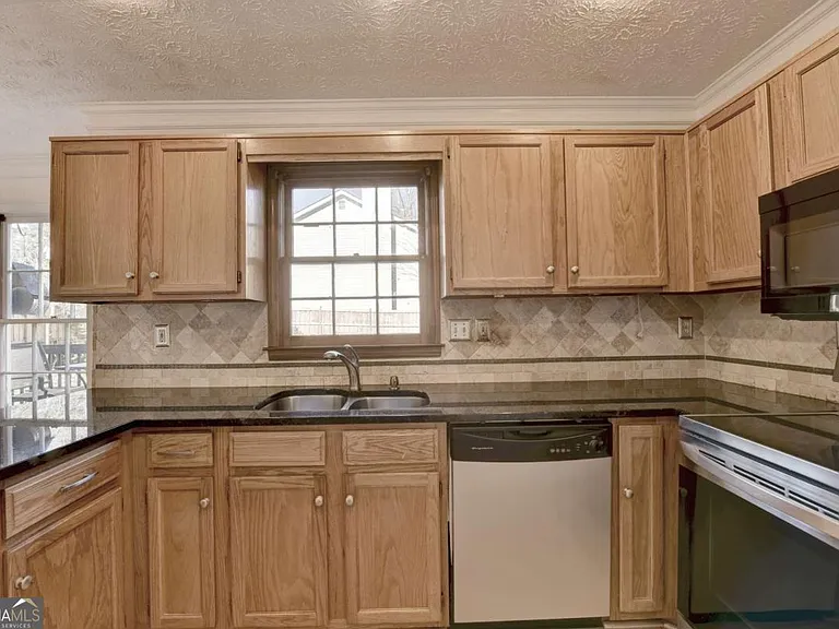 3945 Genoa Ct — Photo 20