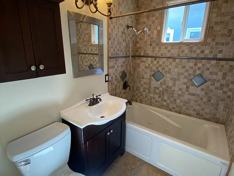 24252 Broadmore Ave — Photo 10