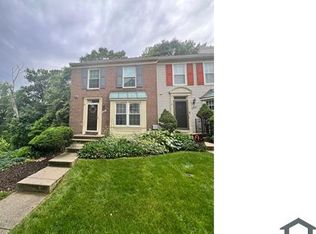 8851 Manahan Dr, Ellicott City, MD 21043