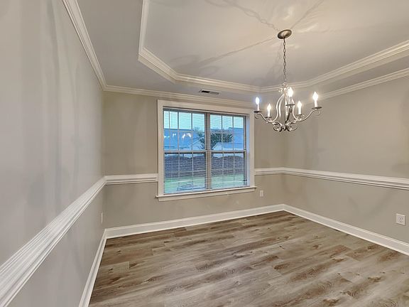 4th image of 626 Monterey Pine Dr