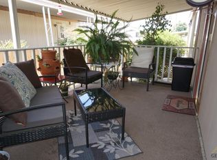 284 Florence Ln, Bakersfield, CA