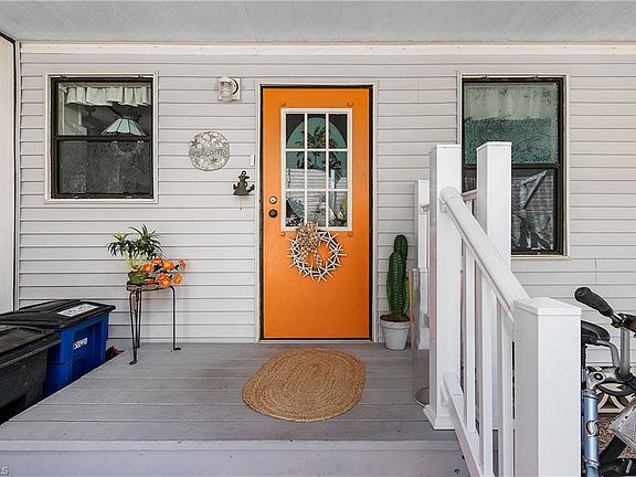 4th image of 2960 Harpoon Ln