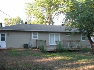 1401 NE 66th St, Gladstone, MO 64118