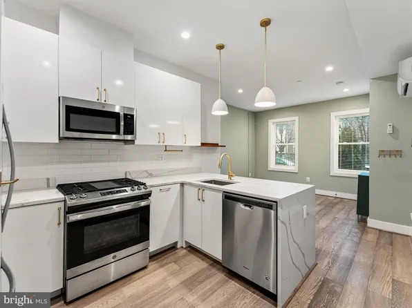 1120 Penn St NE APT 2, Washington, DC 20002