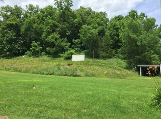 26 E 1st St, Waterville, IA 52170