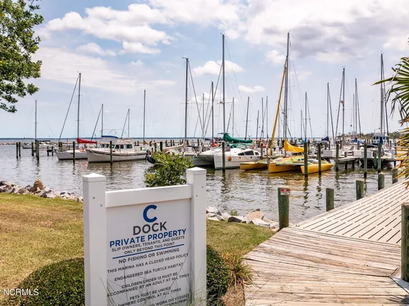 516 Water Street #C-18, Oriental, NC 28571