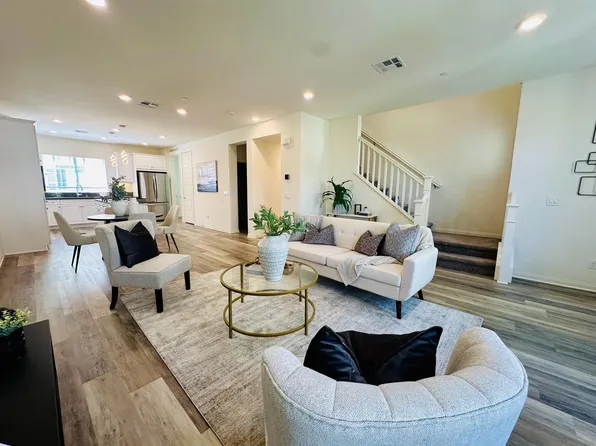 12932 Peppergrass Creek Gate #58, San Diego, CA 92130