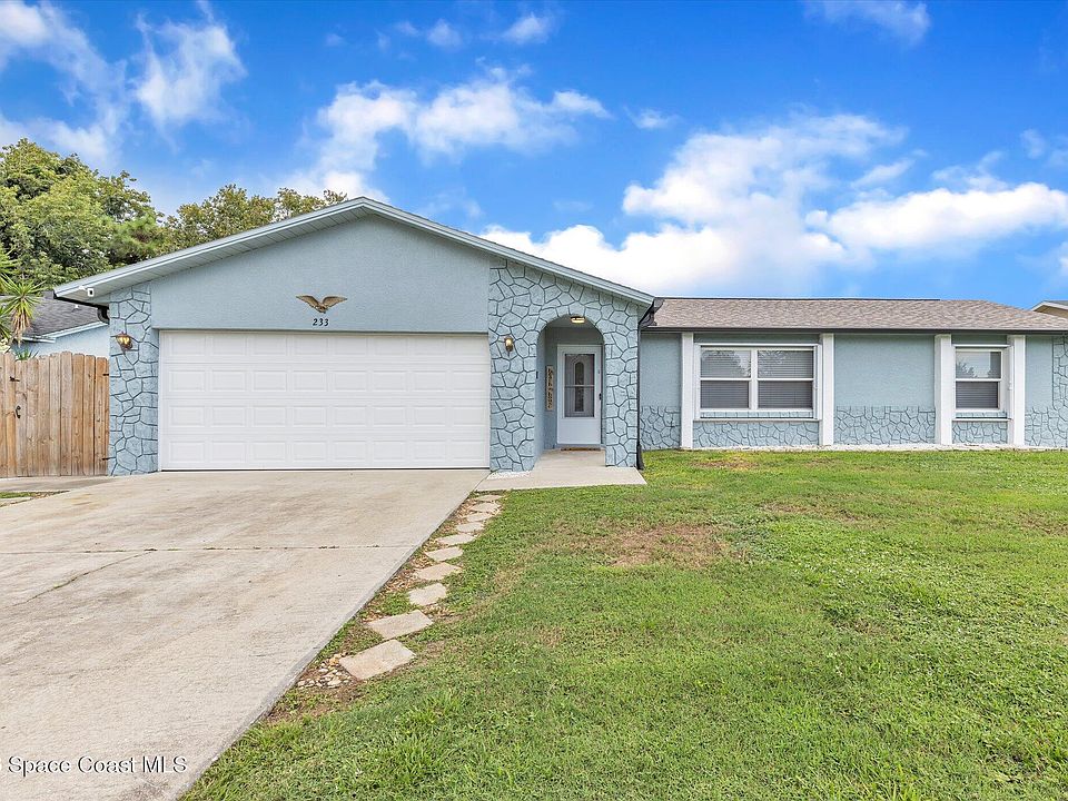 1st image of 233 Cinnamon Lake Cir