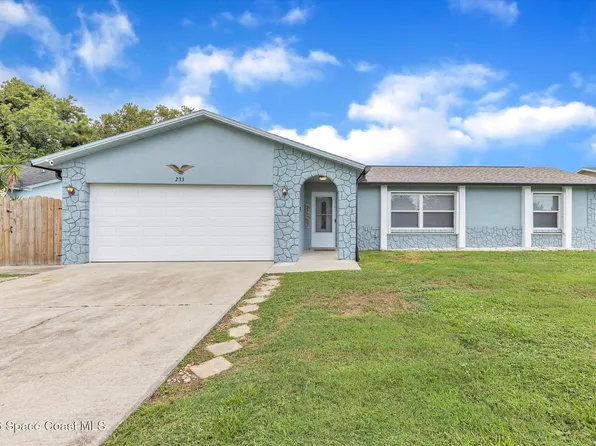 233 Cinnamon Lake Cir, Melbourne, FL 32901