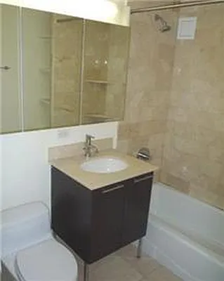 Rented by Mirador Real Estate | media 9