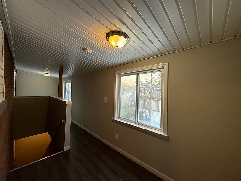 349 Westminster St — Photo 21