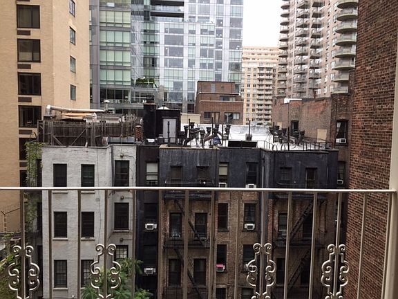 5th image of 155 E 84th St APT 6B