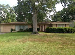5790 Clinton St, Beaumont, TX 77706
