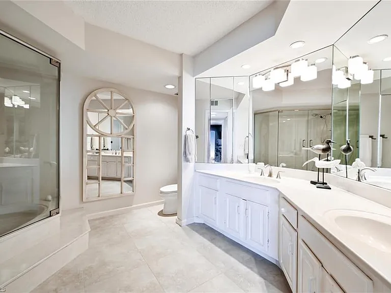 4551 Gulf Shore Blvd N #1001 — Photo 15