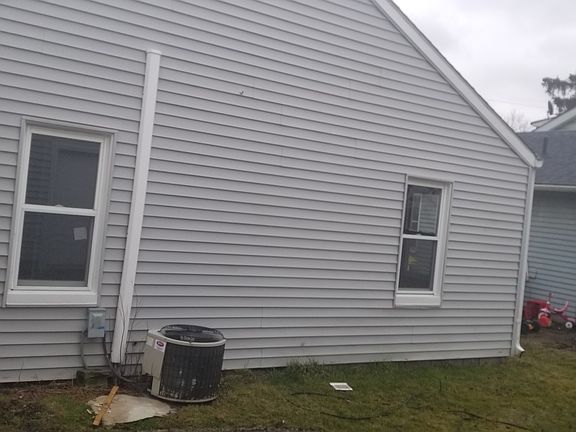 2nd image of 512 Fairmount Ave