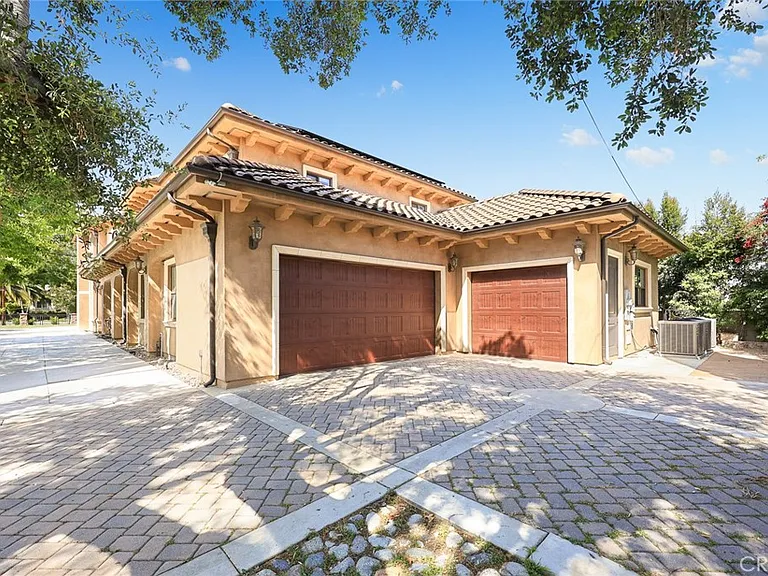 536 W Camino Real Ave — Photo 55