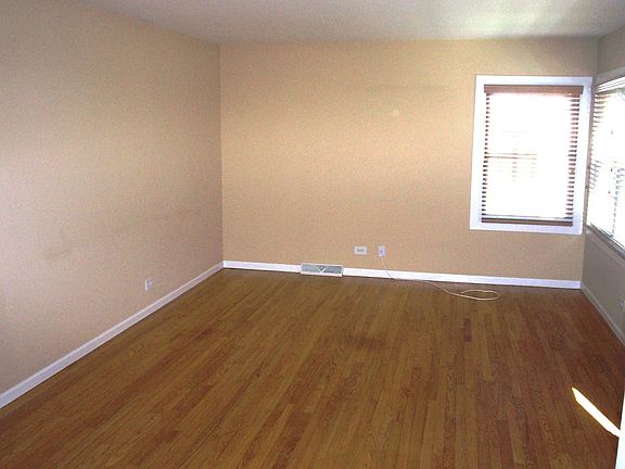 5th image of 1002 N Haddow Ave