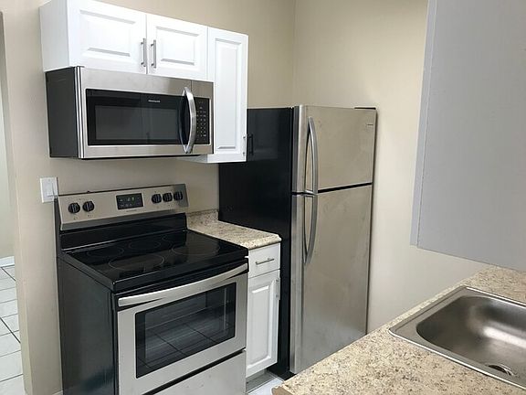 5th image of 7520 S Waterway Dr