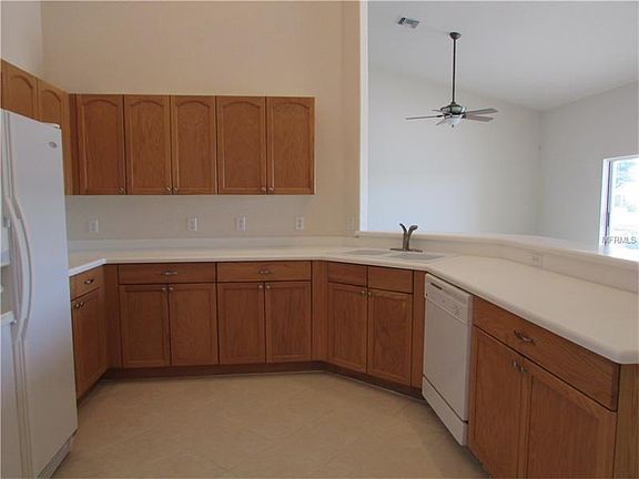 3rd image of 72 White Marsh Ln